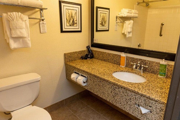 Lake Natoma Inn image 14